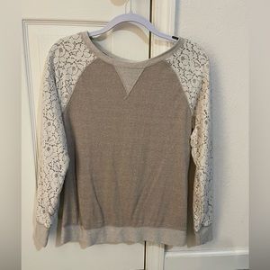Women’s sweater